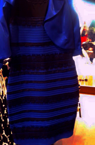 Какого цвета это платье?