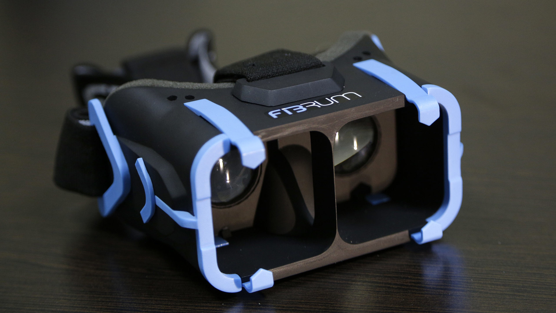 Виртуальные очки для смартфона vr. Fibrum Pro очки виртуальной. Fibrum шлем. VR-шлем от Fibrum. ВР очки 10000.