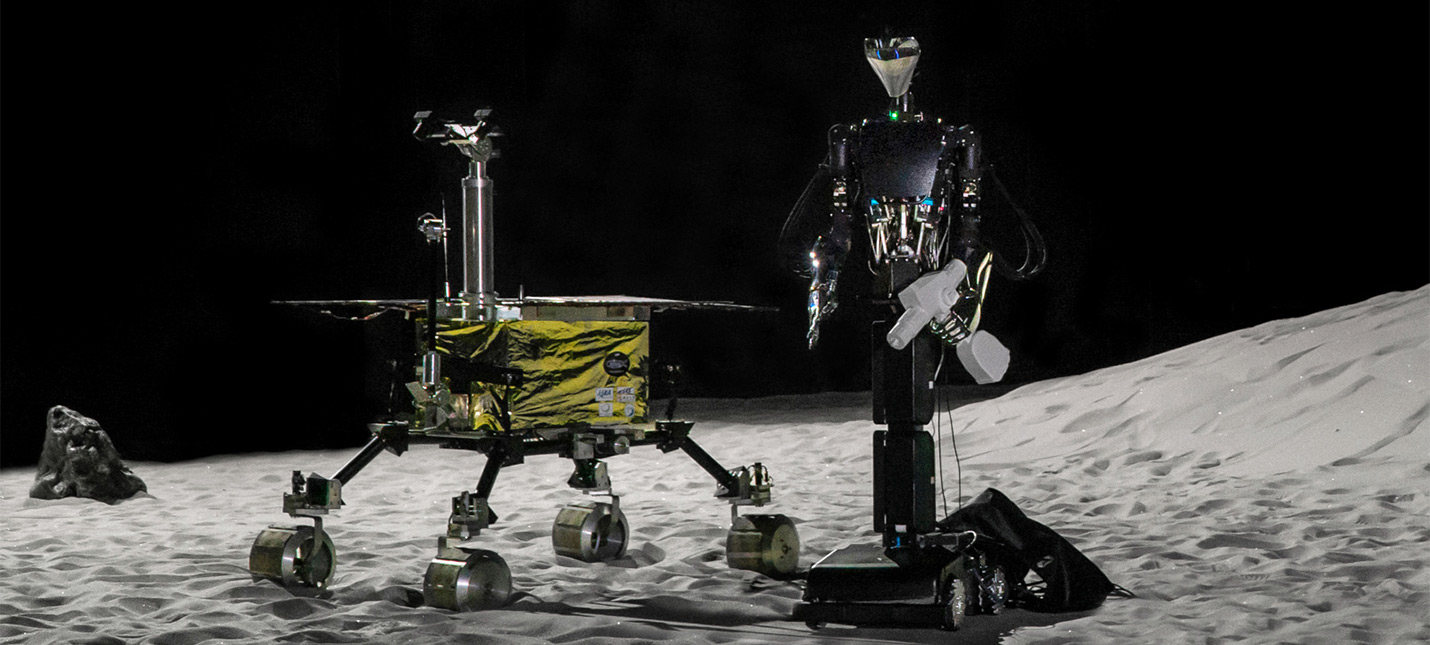 Япония отправит рукастого робота-аватара на Луну