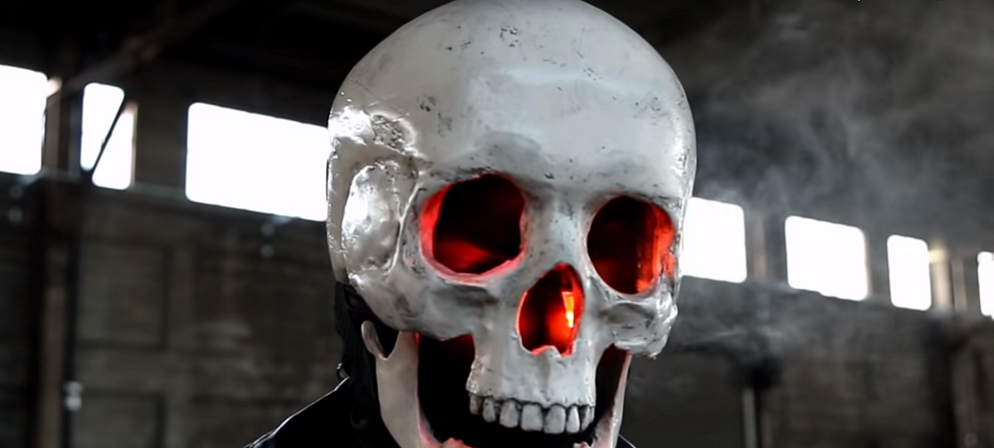 Как сделать огненный шлем-череп Призрачного Гонщика на Хэллоуин