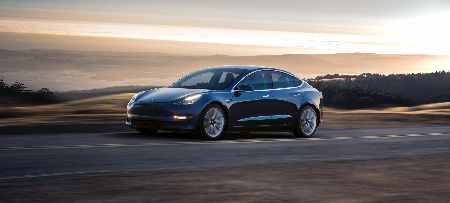 Tesla пытается сократить время доставки Tesla Model 3 до покупателей