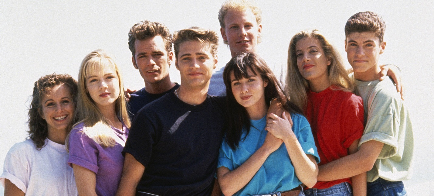 CBS работает над перезапуском сериала "Беверли-Хиллс, 90210"