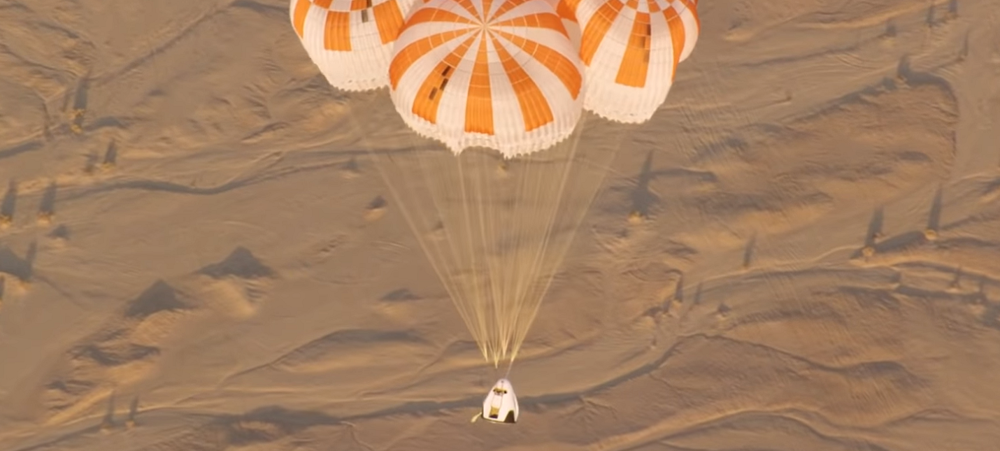 SpaceX показала испытания парашютов капсулы Crew Dragon