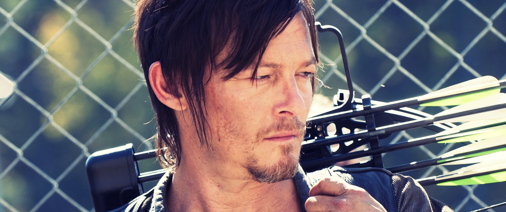 наполовину 4