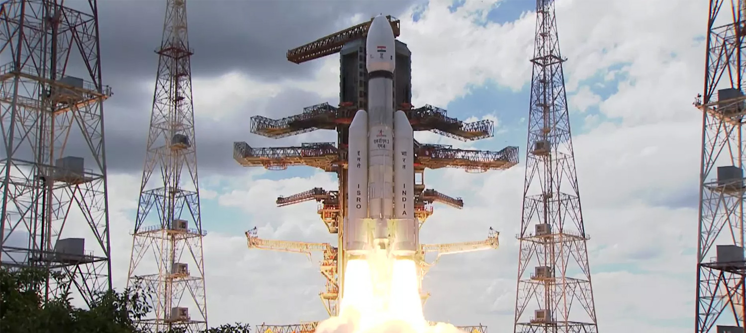 Индия запустила миссию с посадкой ровера на Луну