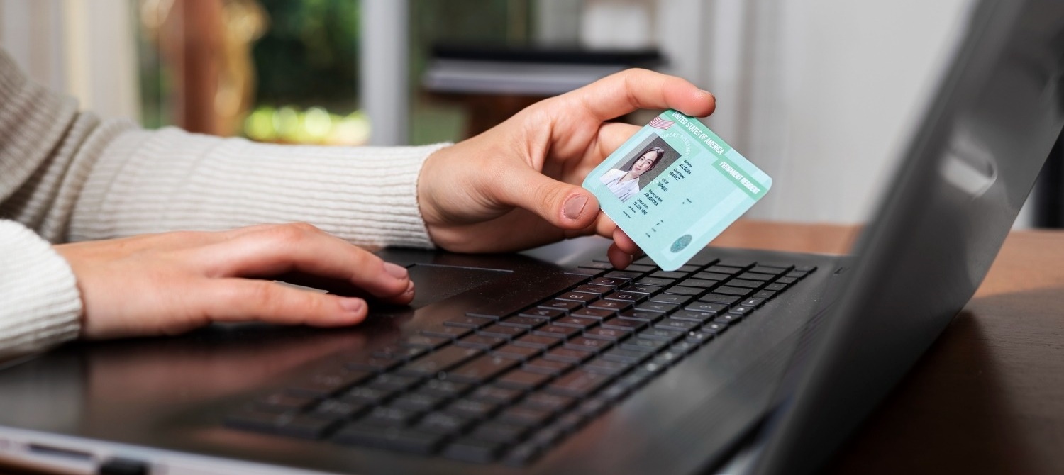 Власти РФ хотят запретить регистрацию на российских сайтах с использованием иностранной электронной почты