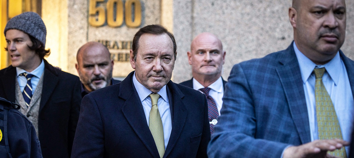 Британский суд присяжных признал Кевина Спейси невиновным в сексуальных домогательствах