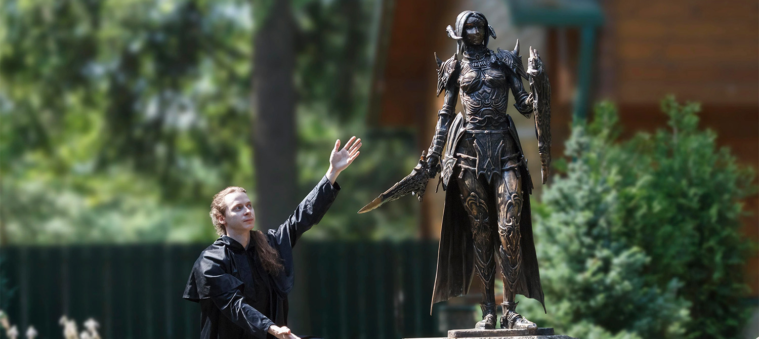 Игрок Final Fantasy 14 потратил 450 часов и 00 на создание бронзовой статуи своего персонажа в полный рост Игрок Final Fantasy 14 потратил 450 часов и 00 на создание бронзовой статуи своего персонажа в полный рост