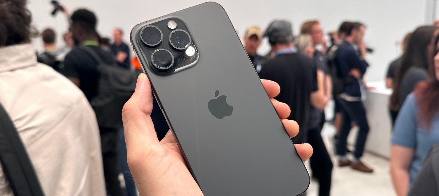 Ритейлеры: Спрос на iPhone 15 в России оказался втрое выше линейки iPhone 14