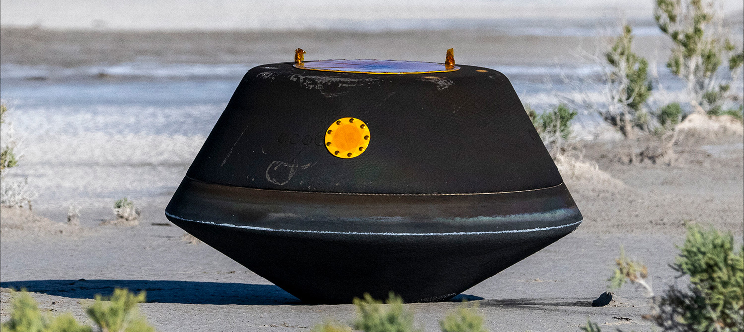 NASA раскроет содержимое капсулы OSIRIS-REx с астероида Бенну в среду NASA раскроет содержимое капсулы OSIRIS-REx с астероида Бенну в среду