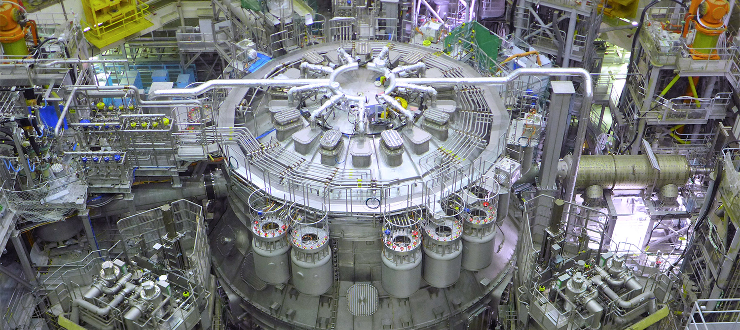 В Японии построили экспериментальный реактор термоядерного синтеза высотой в шесть этажей