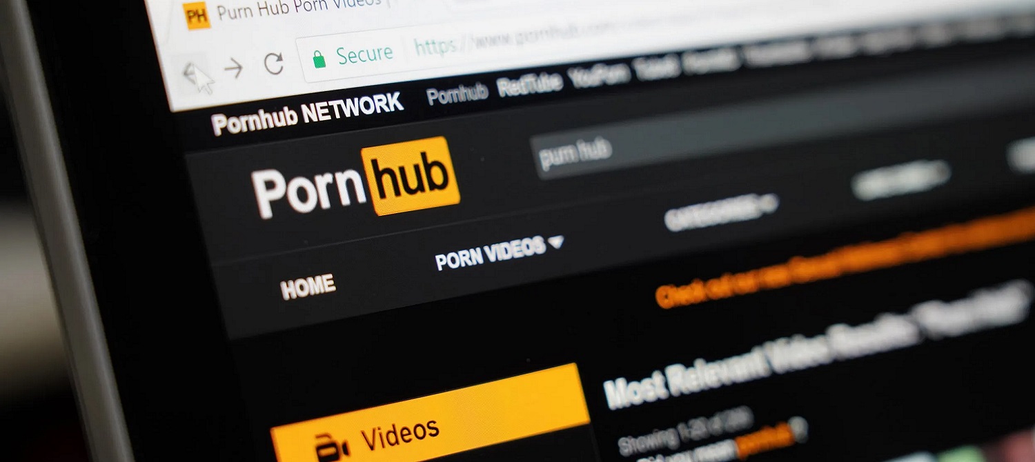 В Великобритании предлагают сделать доступ к онлайн-порно только по паспорту или после сканирования лица В Великобритании предлагают сделать доступ к онлайн-порно только по паспорту или после сканирования лица