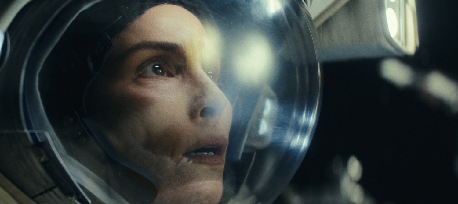 Катастрофа в космосе. Безумие на Земле: Трейлер sci-fi триллера «Созвездие» с Нуми Рапас и Джонатаном Бэнксом