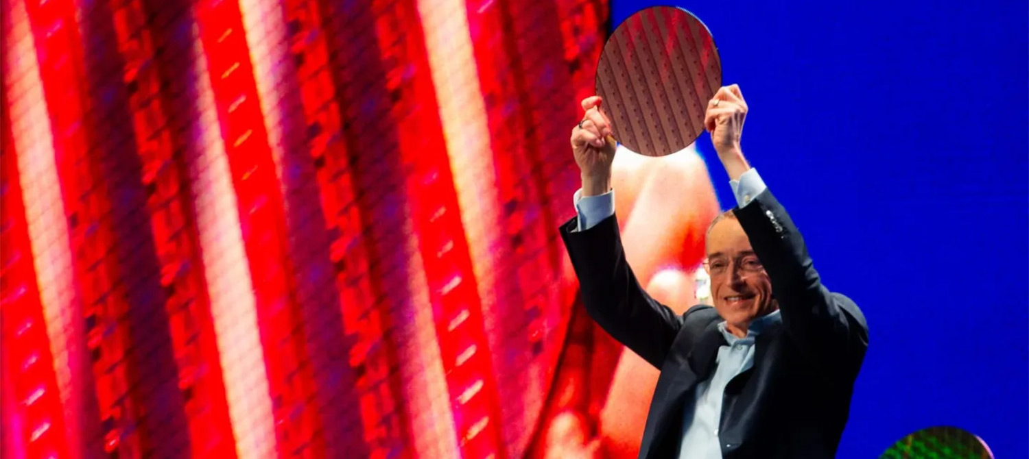 Производством процессоров Microsoft займется Intel