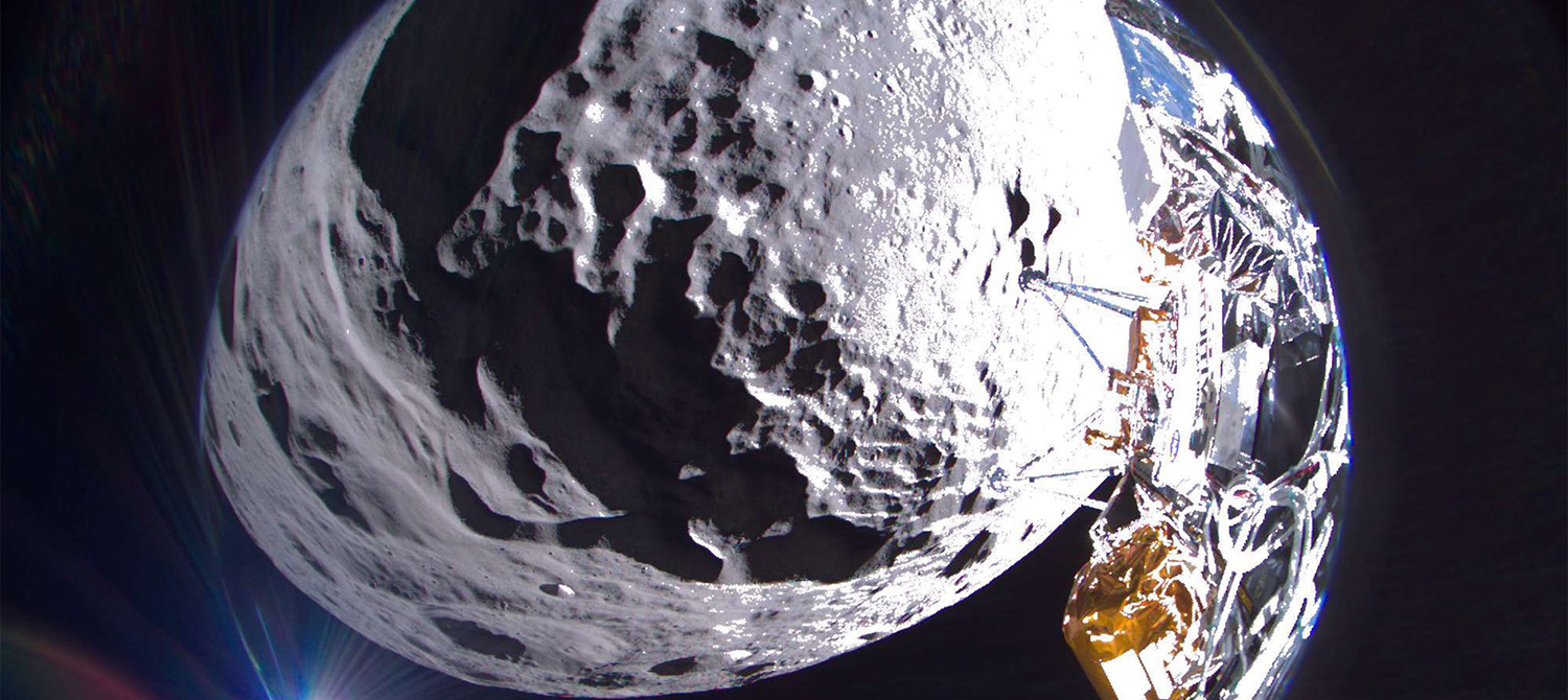 Посадочный аппарат Odysseus от Intuitive Machines опрокинулся при посадке, но он все еще работает