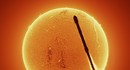 Фотограф сделал 1,7 миллиона снимков ради одного идеального кадра с самолётом на фоне Солнца