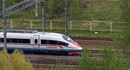 "Бюро 1440" оснастит спутниковым интернетом 135 поездов по всей стране