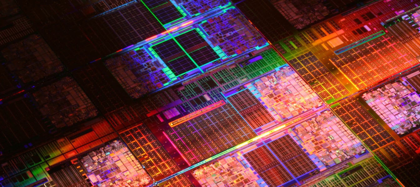 Intel задержит закон Мура в 2016 году