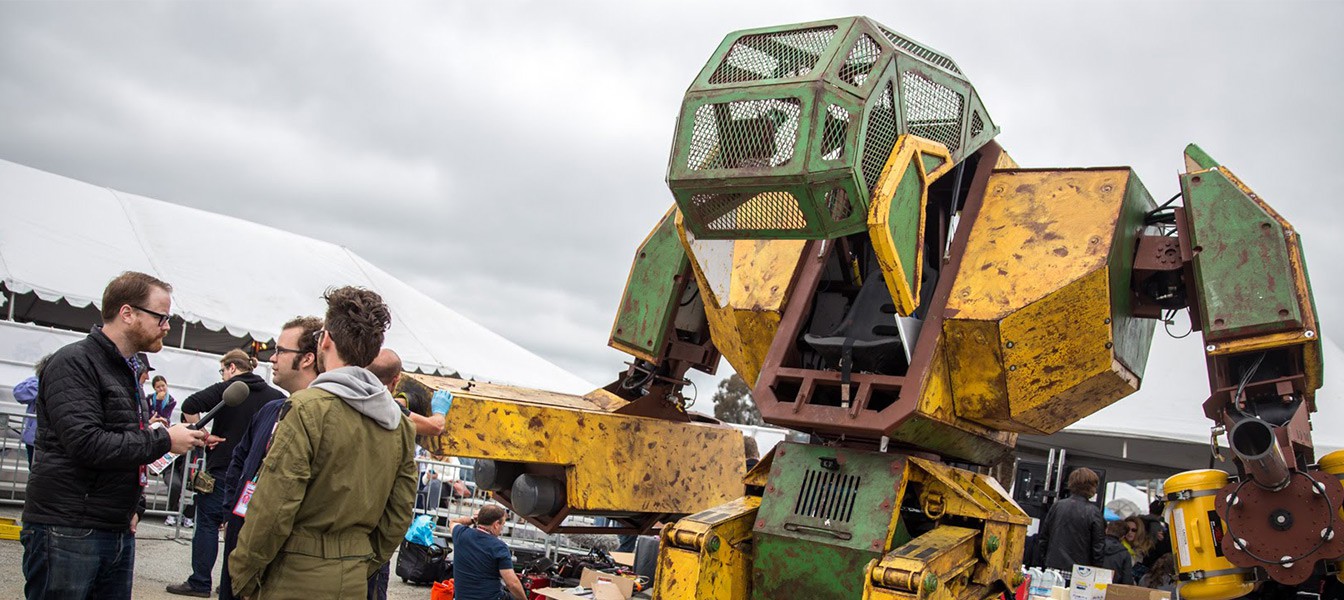 Америка собирает $500 тысяч для сражения с Японским роботом