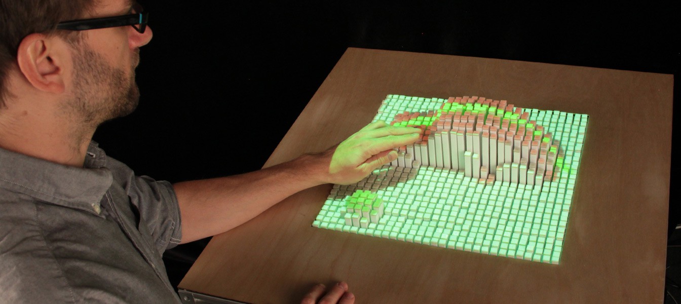 Кинетический стол MIT научился складывать кубики