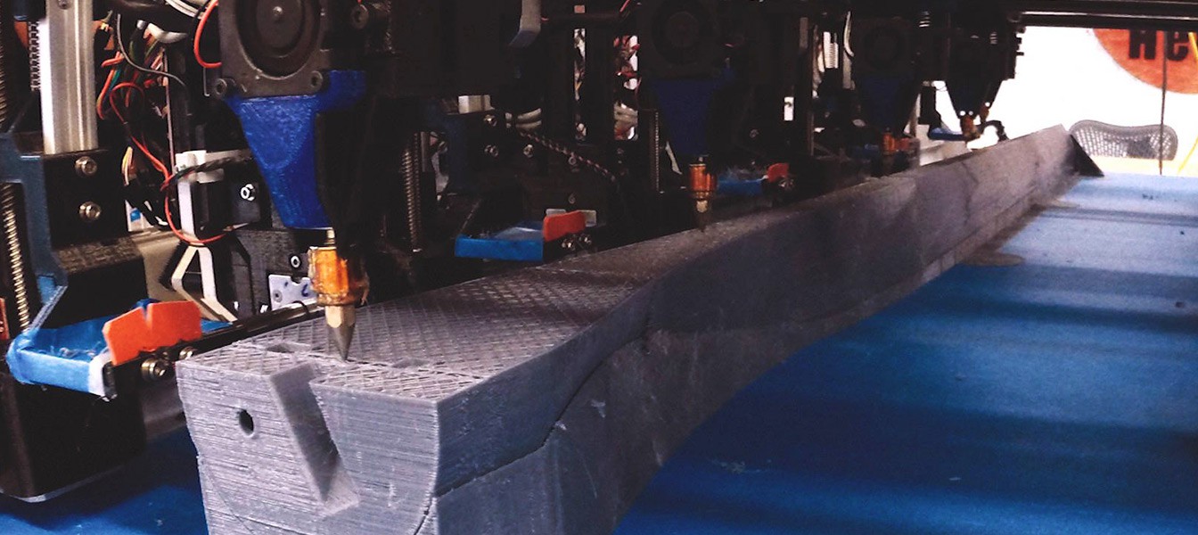 Гигантский 3D-принтер способен создавать огромные объекты за раз