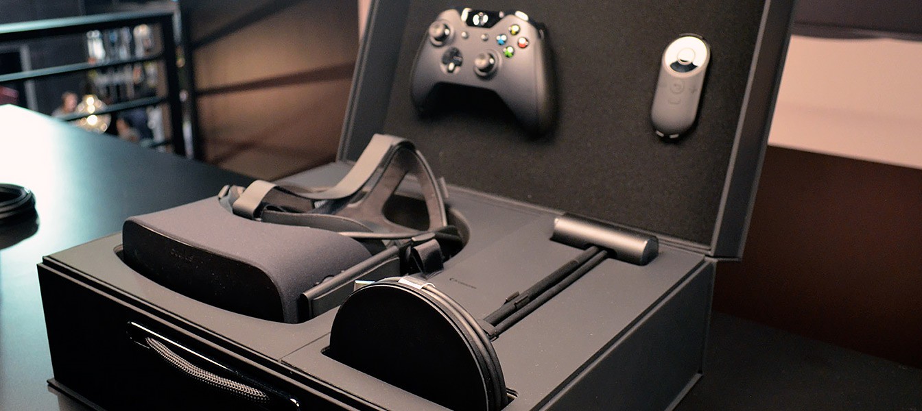 Создатель Oculus Rift лично доставил первый VR-девайс на Аляску