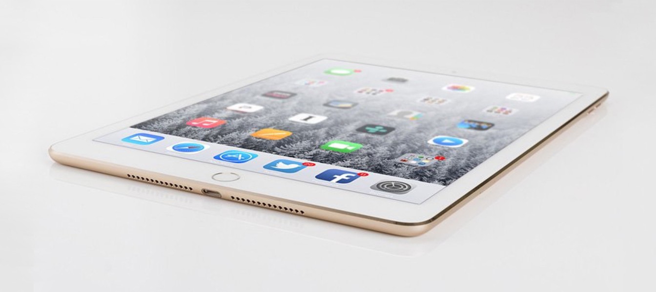 iOS 9.3.2 может превратить iPad Pro 9,7" в "кирпич"
