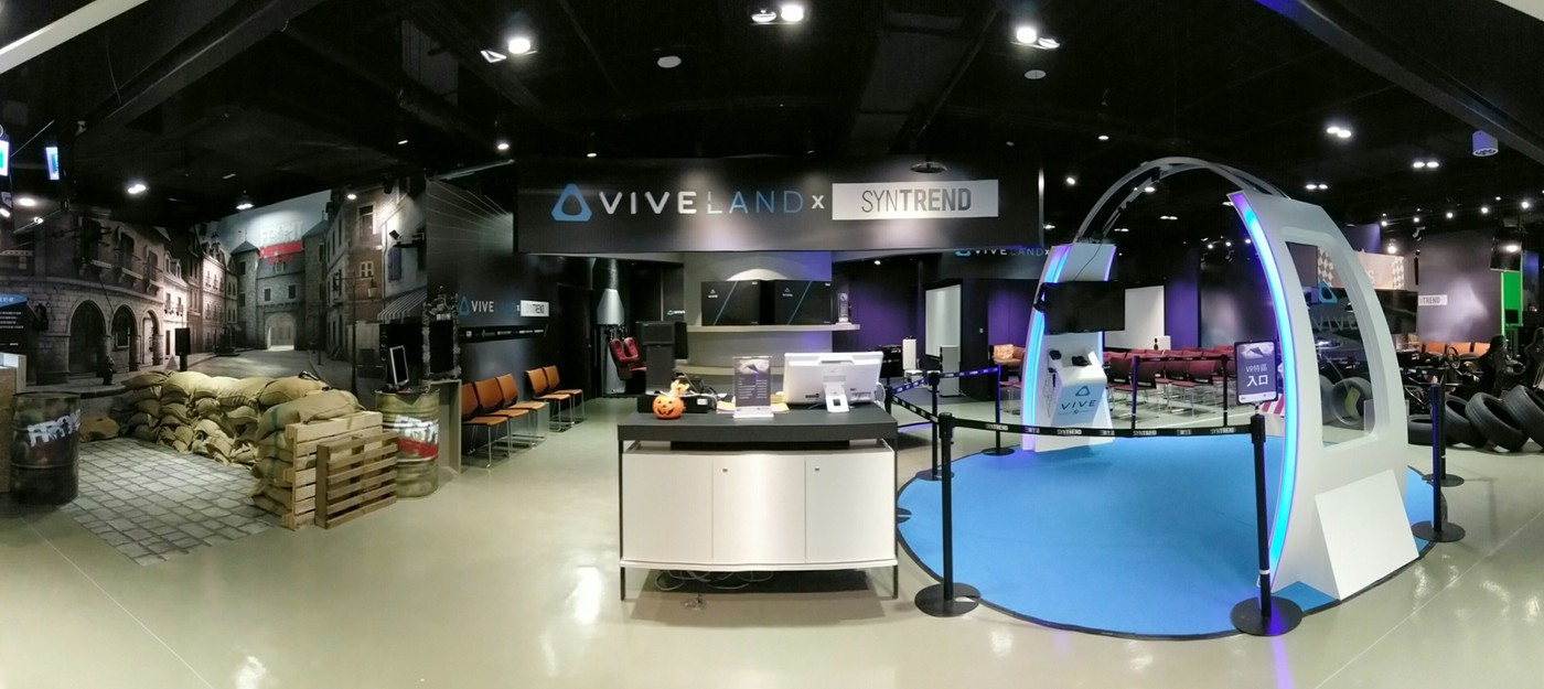 HTC запустила VR-аркаду Viveland