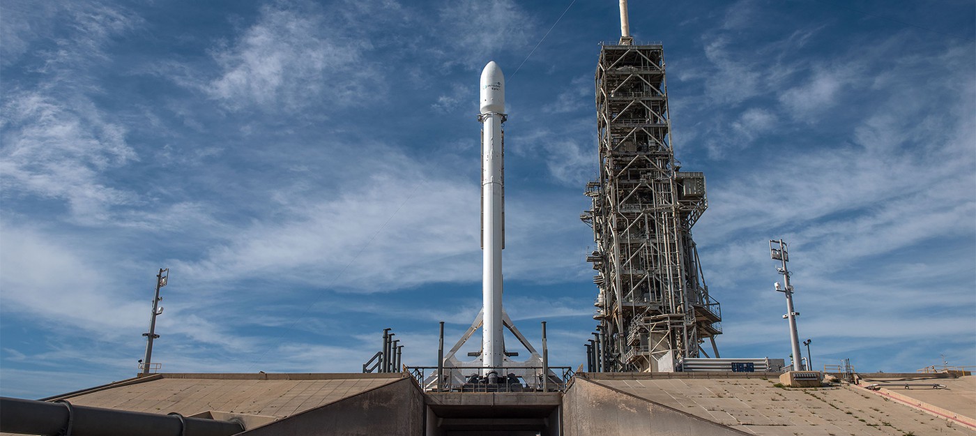 Прямая трансляция запуска Falcon 9 с самым тяжелым спутником в истории SpaceX