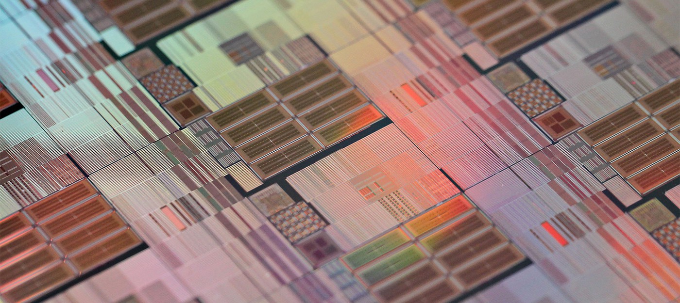 AMD уже заказала производство нового поколения GPU Vega 11