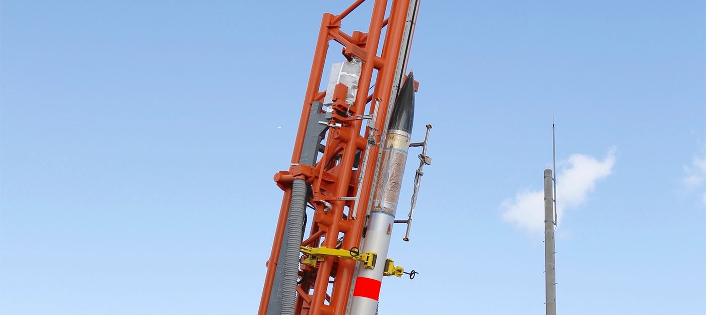 Япония запустила спутник на самой маленькой ракете в мире