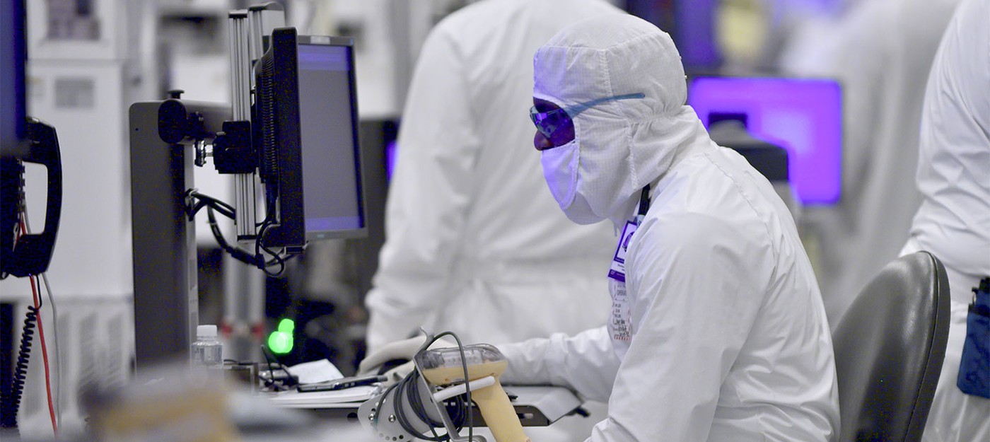 Intel вкладывает более миллиарда долларов в расширение производства и 7нм техпроцесс