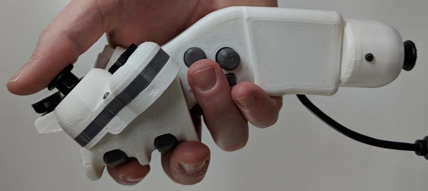 Ютубер собрал рабочий PS4-контроллер для одной руки