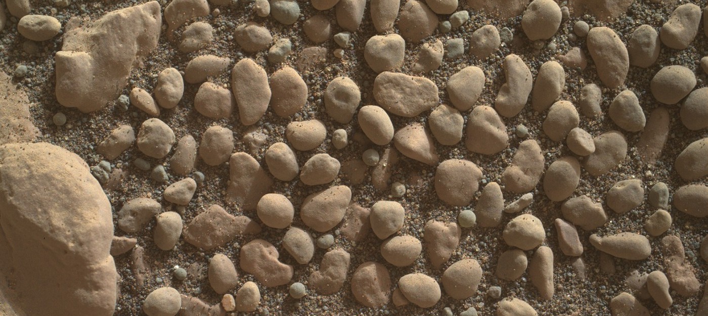 На Марсе были обнаружены камни, похожие на простую гальку