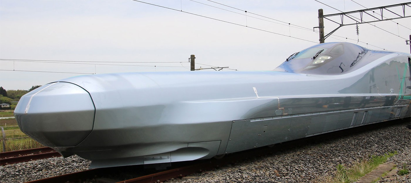 Япония начала испытания поезда, способного двигаться со скоростью 400 километров в час
