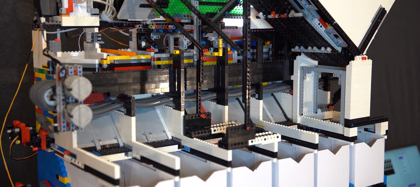 Энтузиаст построил устройство для сортировки деталек Lego