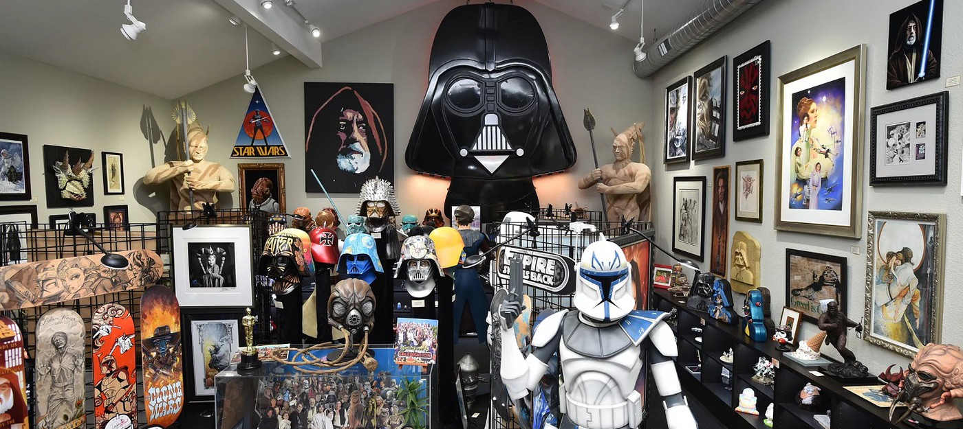 Самая большая коллекция Star Wars: от Коррелианского корвета до костюма Дарта Вейдера