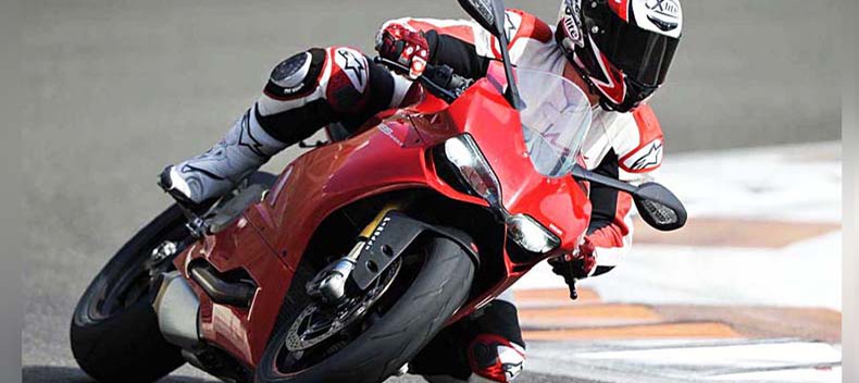 Команда Ducati провела 3-дневный частный тест на международном автодроме в Мизано
