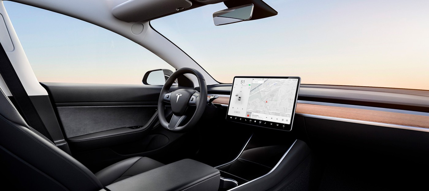 Tesla начала бета-тест полного автопилота в некоторых своих машинах