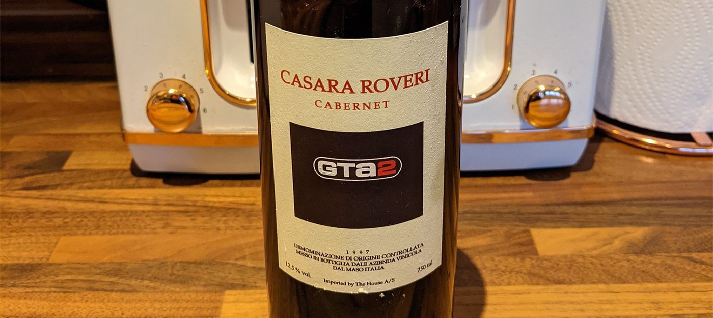 Этой нетронутой бутылке вина GTA 2 исполнился 21 год