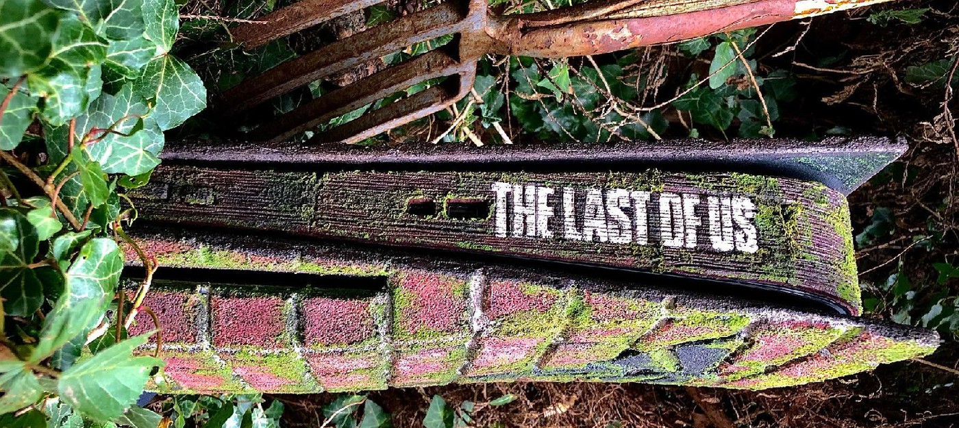 Эта кастомная PS5 в стиле The Last of Us выглядит так, словно пережила апокалипсис