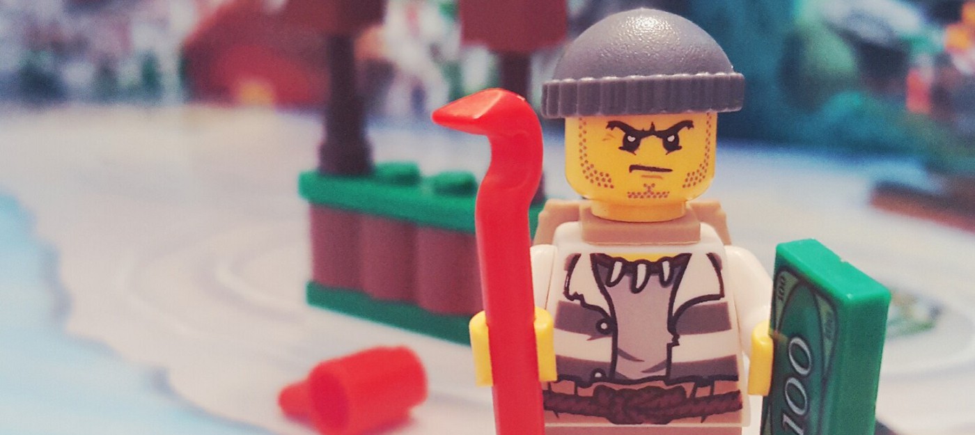 Мужчина украл LEGO на 7500 долларов