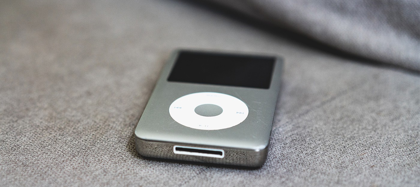 Американку приговорили к 18 месяцам тюрьмы за кражу 3000 iPod, предназначавшихся для детей