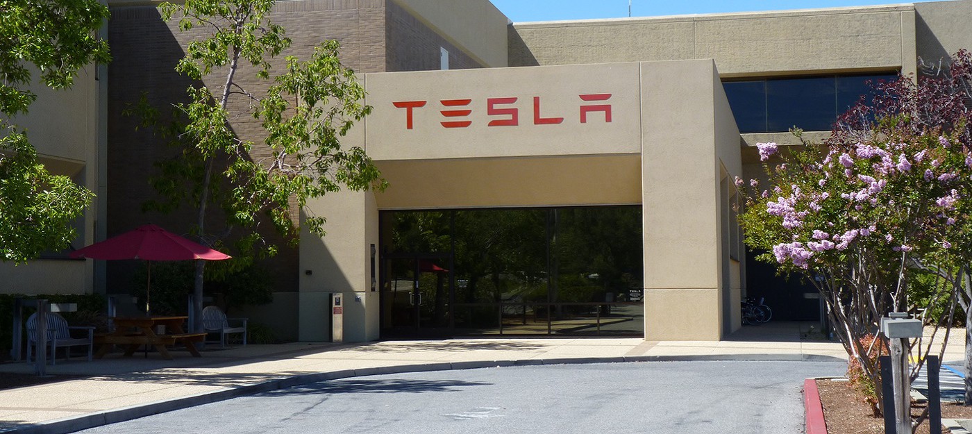 Суд встал на сторону бывшего сотрудника Tesla, обвинившего компанию в расизме