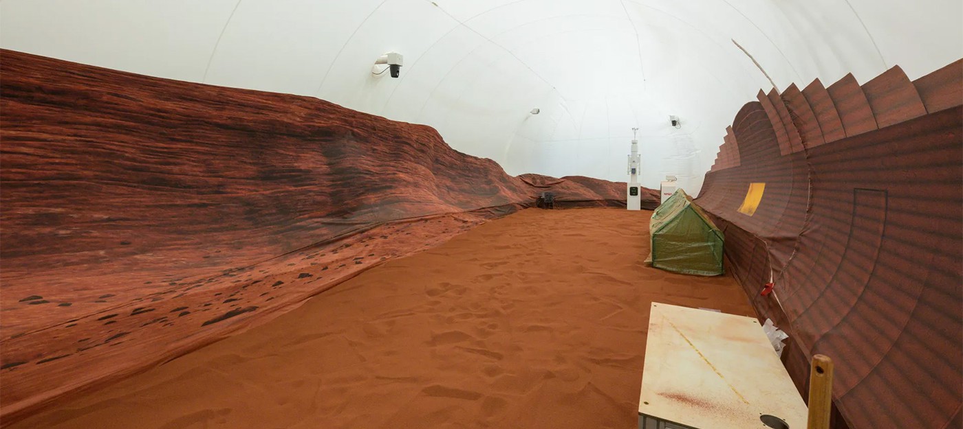 NASA собирается изолировать 4 исследователей на год в симуляции марсианской базы