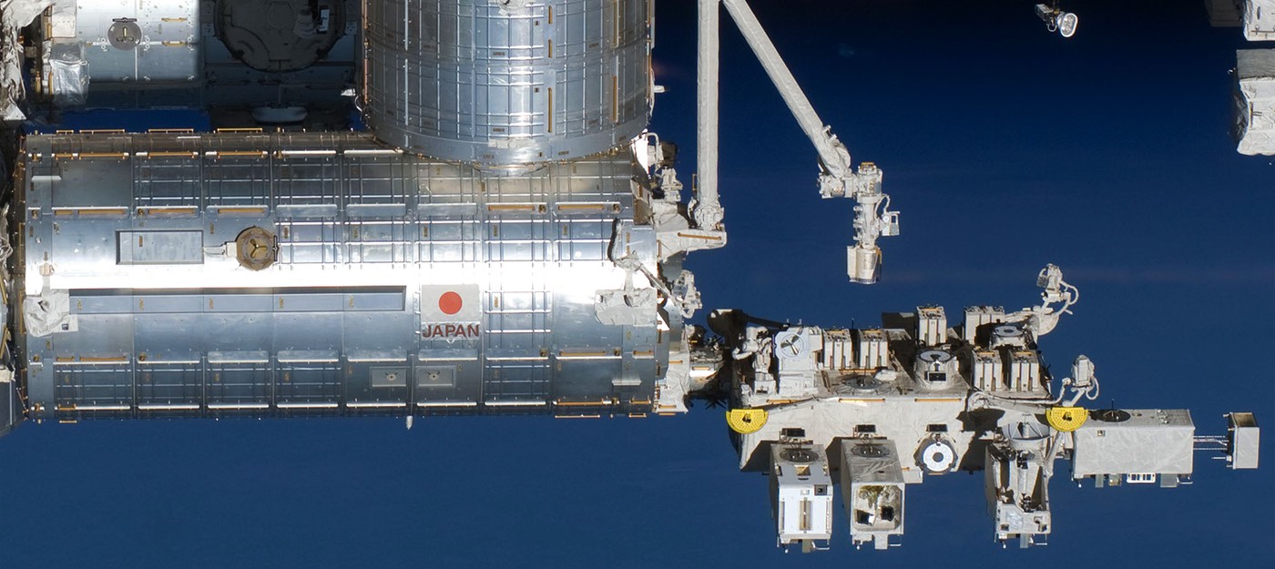 Японский деревянный спутник готовится к выходу в космос