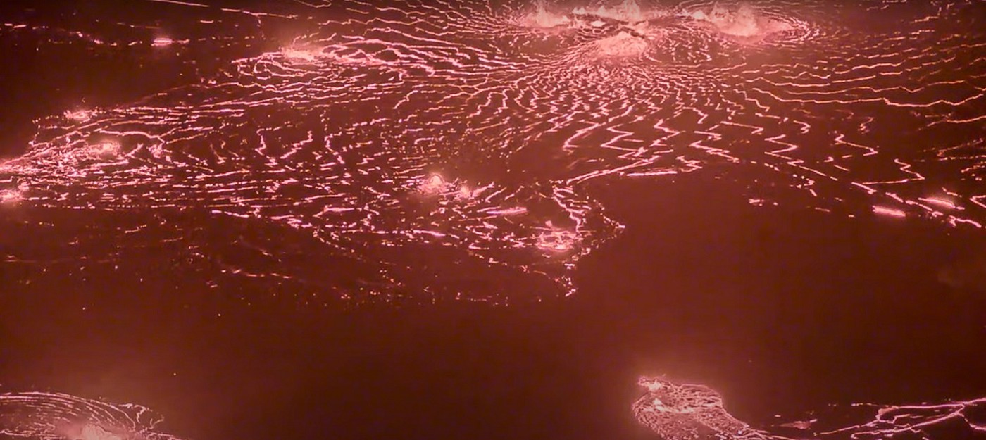 Взгляните на то, как гавайский вулкан Килауэа извергается в прямом эфире