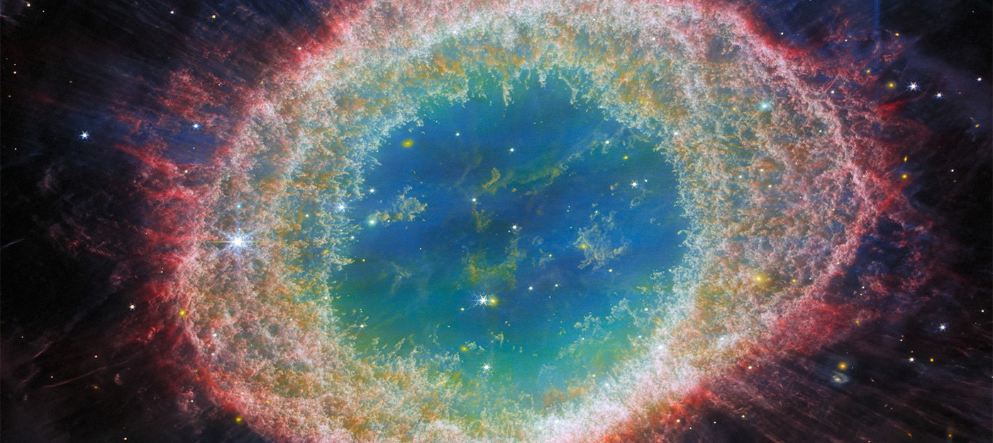 Телескоп Уэбба запечатлел Кольцевую туманность с поразительной детализацией