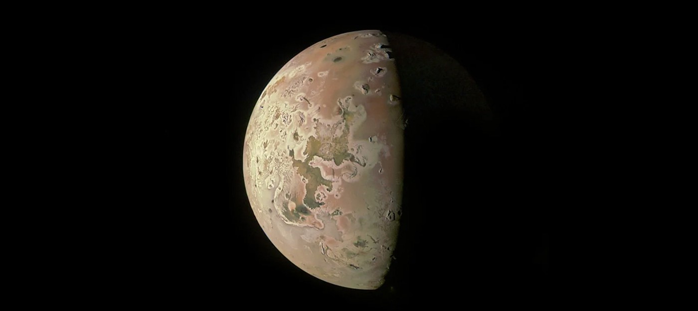 NASA Juno зонд: новые открытия пейзажа прилунной Юпитера луны — Ио