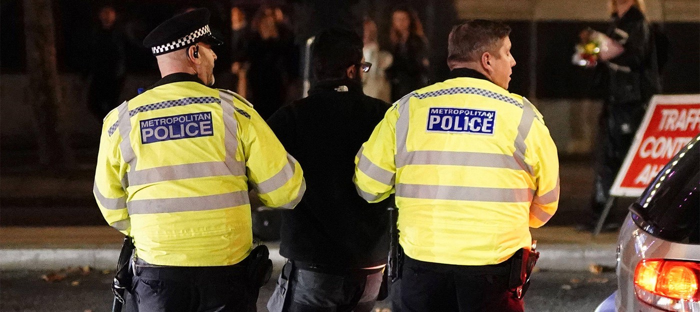 Полиция Великобритании начала первое расследование сексуального насилия в метавселенной